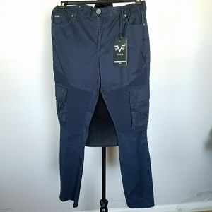 V 19-69🔥👍🏼New Pants